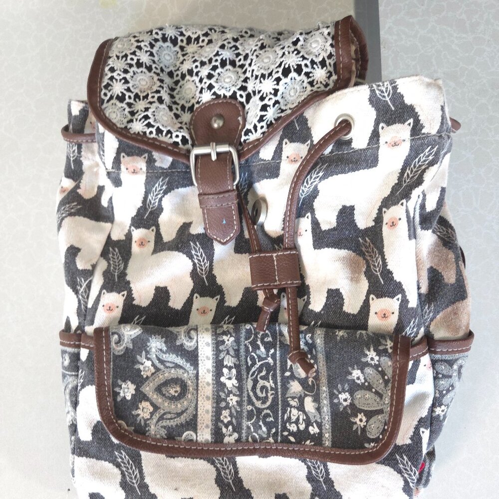 UnionBay Llama Floral Paisley Lace Print Top Small Drawstring Backpack Pockets